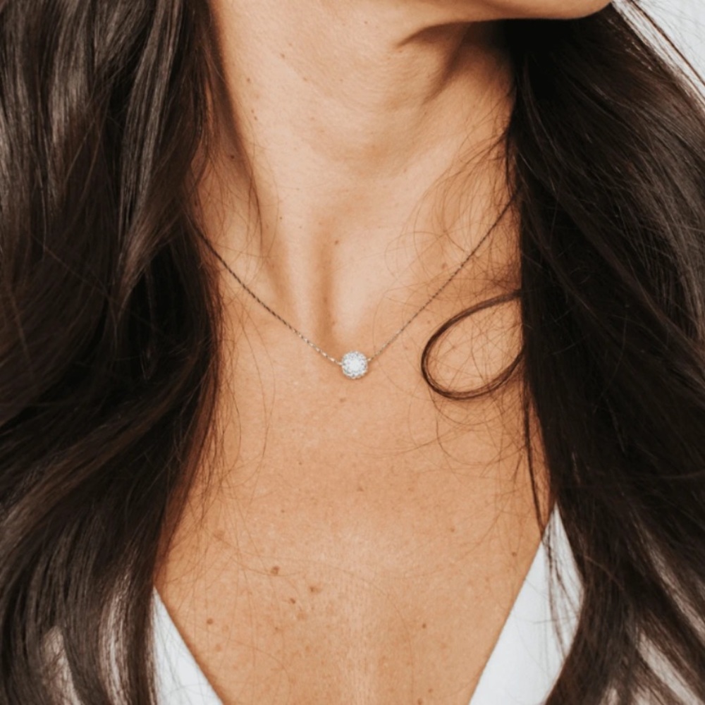 NWOT Swarovski Single Ball Necklace